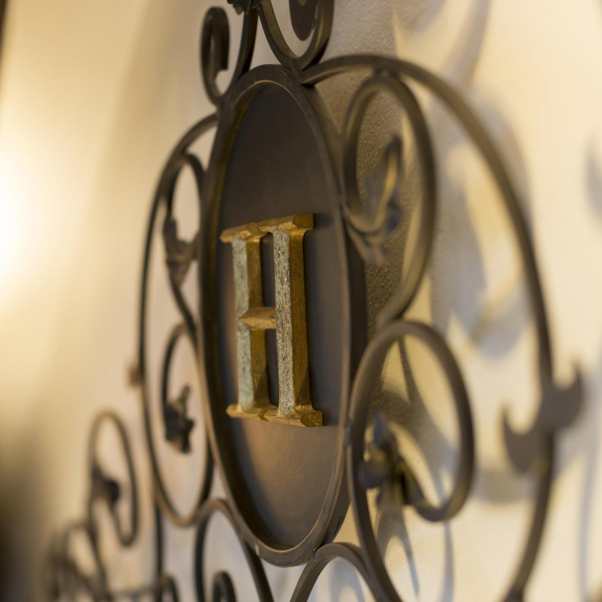 Logis Hotel Le Cerf Briare Bagian luar foto