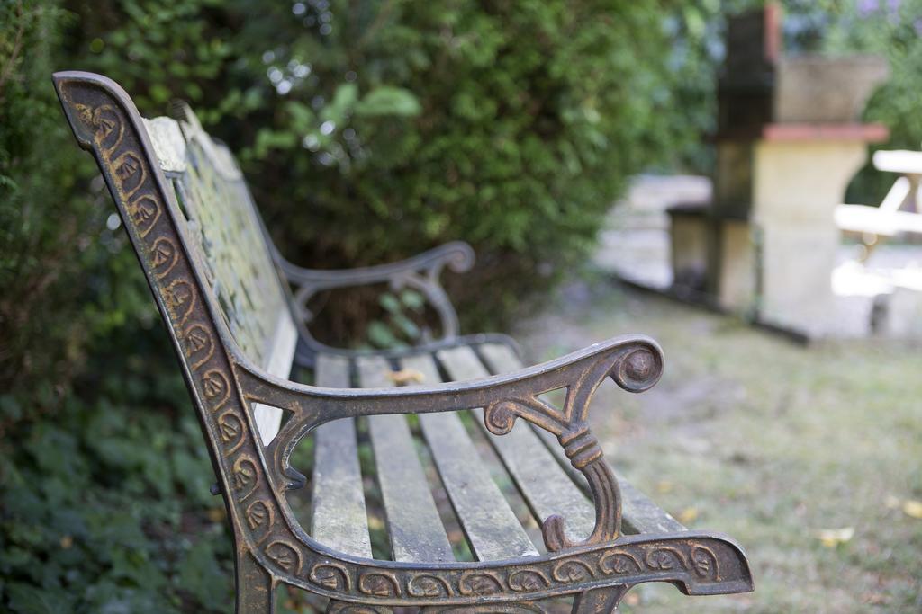 Logis Hotel Le Cerf Briare Bagian luar foto